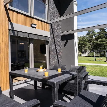 Rozeart 別荘 Rozewie